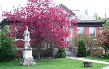 Pettee Library, Wilmington